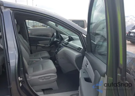 2016 Honda Odyssey Touring/Touring Elite z USA, uszkodzony, nr VIN 5FNRL5H90GB006164